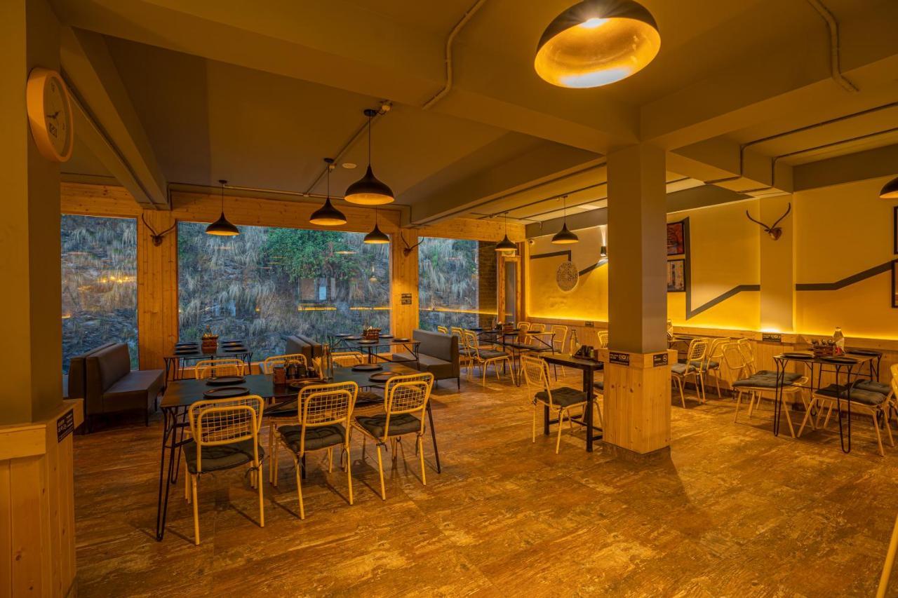 The Hosteller Kufri, Shimla Εξωτερικό φωτογραφία